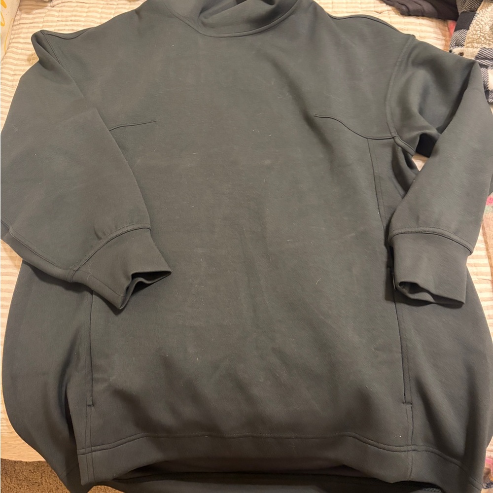 lululemon athletica emerald green turtleneck sweatshirt